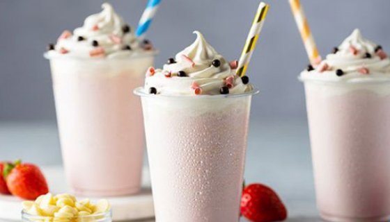 Soğuk Çilekli Beyaz Çikolata